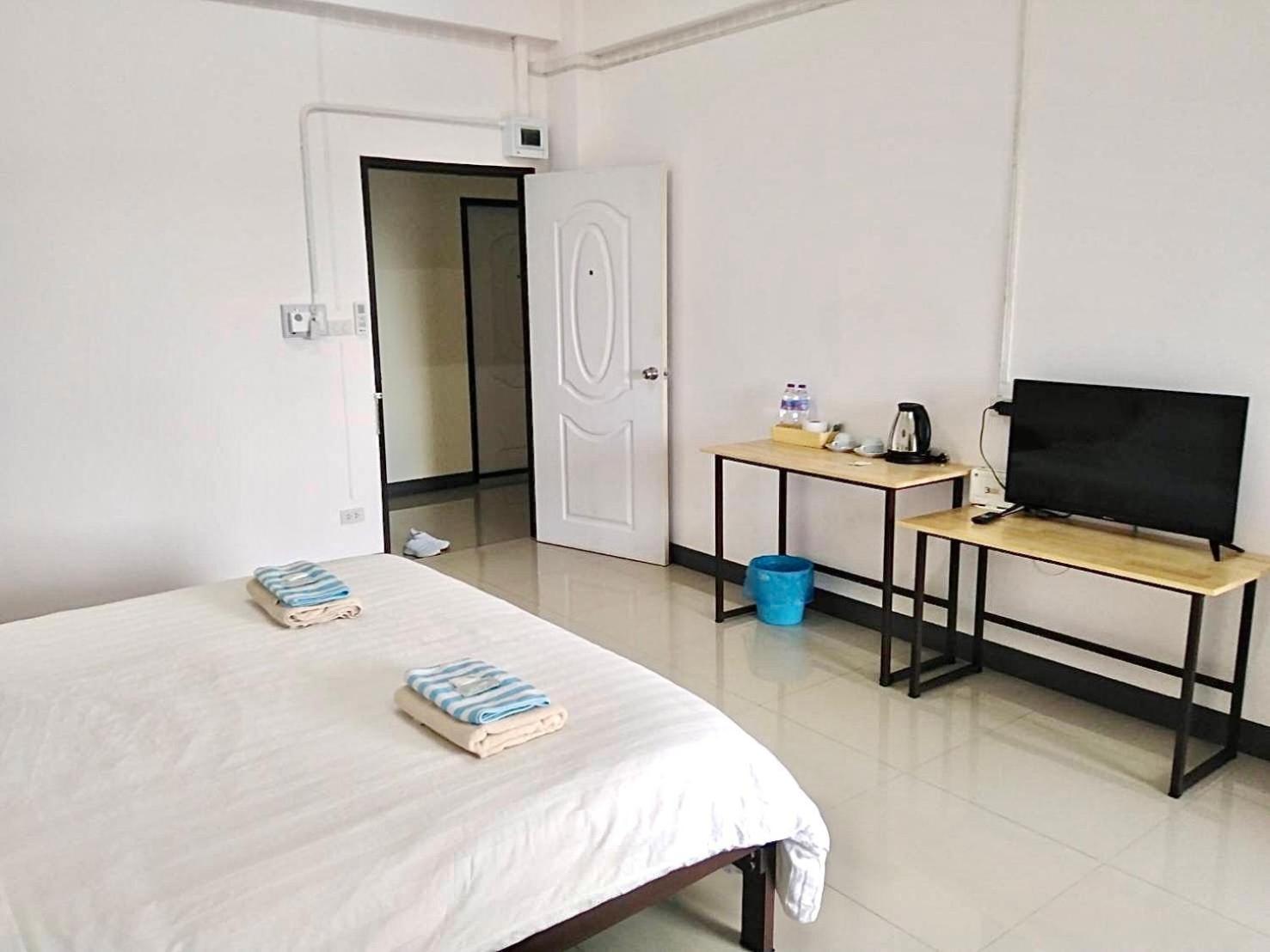 My Home Hotel - Phutthamonthon 4 Road, Near Mahidol University Salaya Ban Krathum Lom Kültér fotó